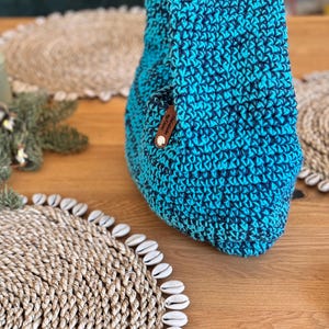 Designer Henkeltasche, gehäkelte türkise Handtasche, trendige Tasche nach Bygalk, Tasche aus recycelter Baumwolle, Geschenk für Freundin