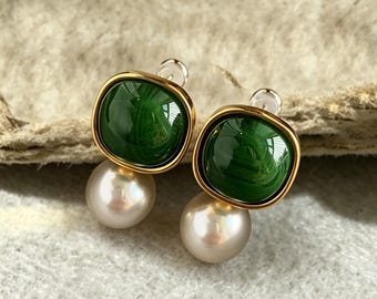 Vintage Square Green Stone Pearl Drop Earrings, Gold Frame Retro Stud Earrings