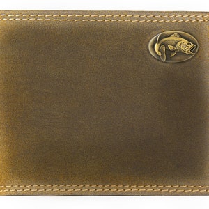 Cartera plegable de cuero para hombre Bass. Cuero de plena flor color canela vintage con logotipo de latón antiguo