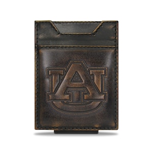Cartera de cuero con bolsillo frontal magnético para hombre de Auburn Tigers. Acabado marrón bruñido de grano completo con logotipo grande grabado en relieve