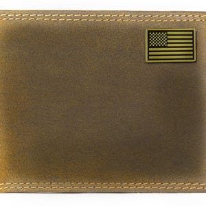 Cartera de cuero plegable para hombre con bandera de EE. UU. Cuero de plena flor color canela vintage con logotipo de latón antiguo