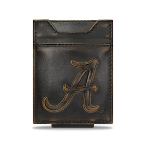 Cartera universitaria de cuero con bolsillo frontal magnético Alabama Crimson Tide para hombre. Acabado marrón bruñido de grano completo con logotipo grande grabado.