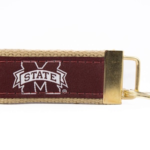 Mississippi State Bulldogs Collegiate Schlüsselanhänger. MSU Schlüsselanhänger. Mississippi Zustand Geschenk. MSU Schlüsselanhänger. Verschluss und Ring aus Messing.