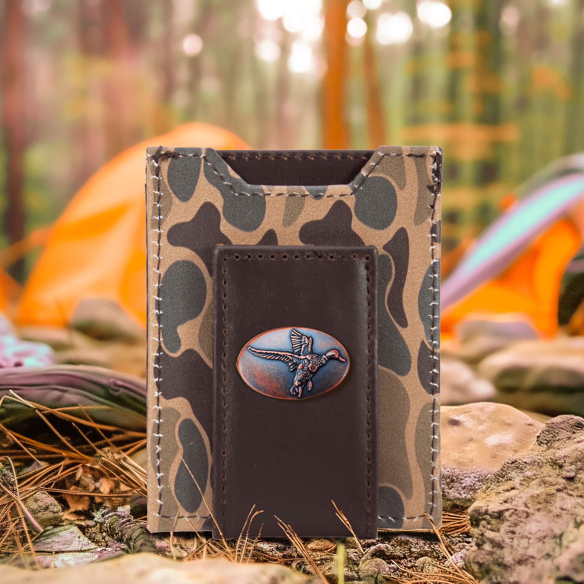 Mallard Men's Magnetic Front Pocket Old School Camo Leather Wallet