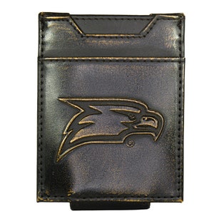 Cartera de cuero con bolsillo frontal magnético para hombre de Georgia Southern Eagles. Acabado marrón bruñido de grano completo con logotipo grande grabado en relieve