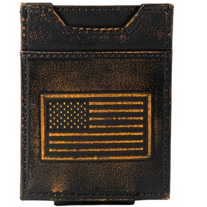 Cartera de cuero con bolsillo frontal magnético para hombre con bandera de EE. UU. Acabado de grano completo bruñido marrón con logotipo grande grabado en relieve