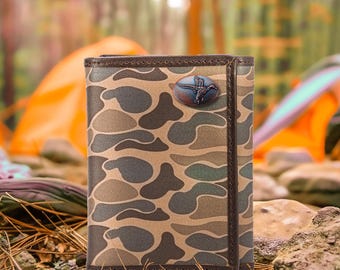 Mallard Men's Trifold Old School Camo Leather Wallet. Full