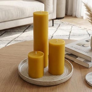 Candele a colonna in cera d’api – 100 % naturali & fatte a mano