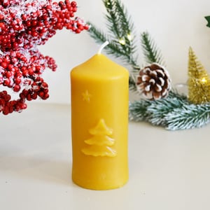 Pillar candle with Christmas tree, 100% beeswax handmade