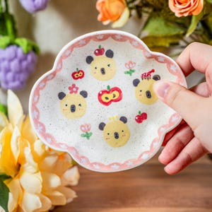Funny Capybara Catchall Tray Flower Shaped Ceramic Country Style Trinket Dish Rustic Tulip & Apple Ring Dish Whimsical Birthday Gift for Kid