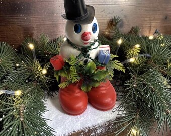Vtg FlorabelleChristmas Centerpiece Kitschy Snowman Red Boot Tophat Plastic Flaw
