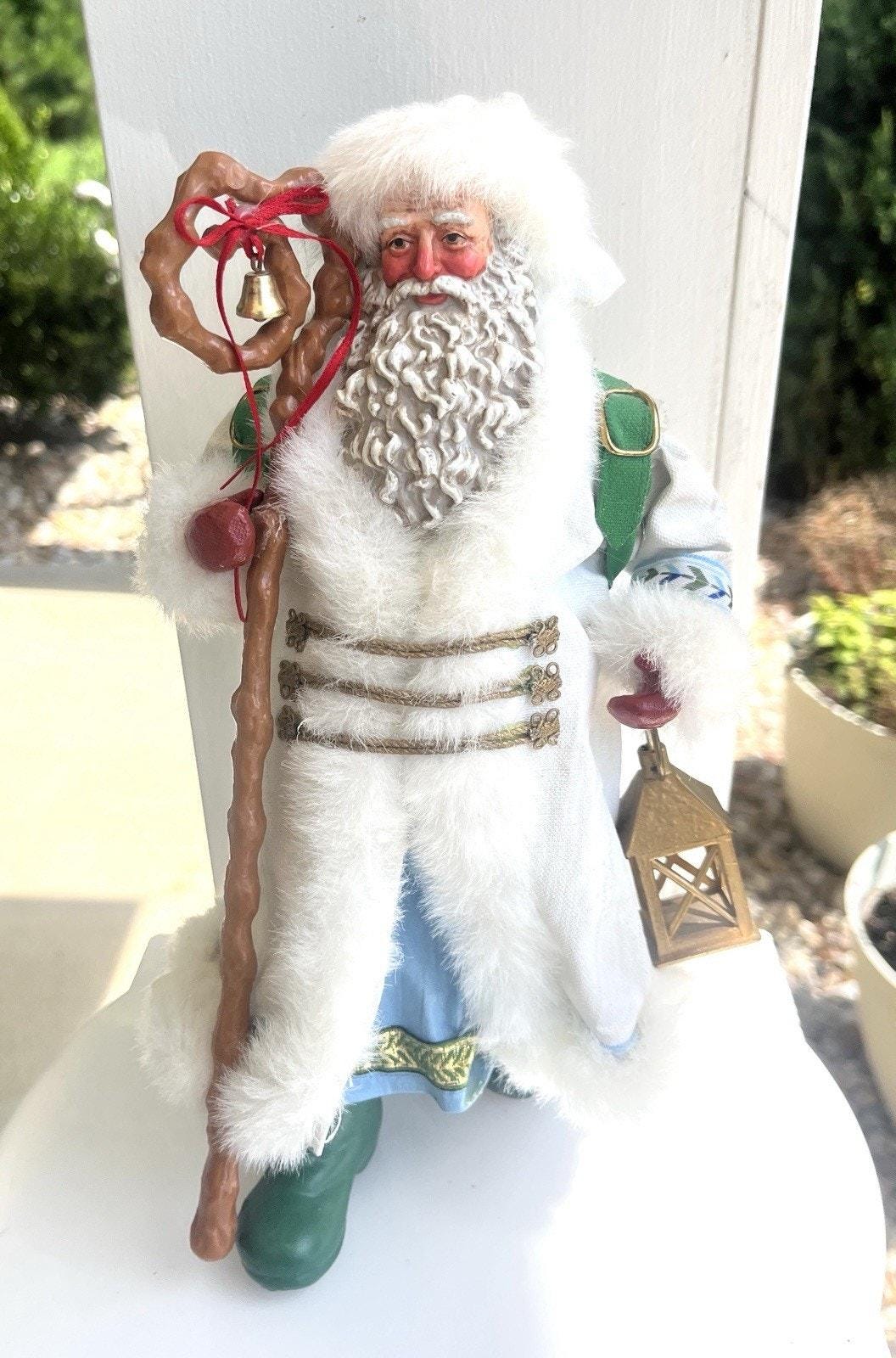 POSSIBLE DREAMS サンタクロース置物　クリスマス Amazon.com: Department 56 Jim Shore by Possible Dreams Santa