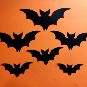Murciélagos troquelados de cartulina con orificio para colgar, suministros para manualidades, proyectos de manualidades, murciélagos de fieltro troquelados, decoración de Halloween, murciélagos para fiesta, decoración espeluznante