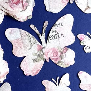 Mariposas de tela con formas vintage