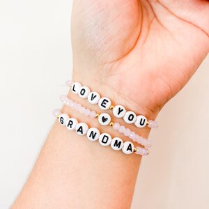 Pulsera de abuela, pulsera de hermana mayor, pulsera de cuentas con letras iniciales, regalo de cumpleaños para amigas, pulsera de tía, pulsera familiar, joyería Ohana