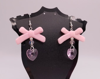 Boucles d'oreilles Coquette babydoll, coeur rose, noeud, cristal, perle