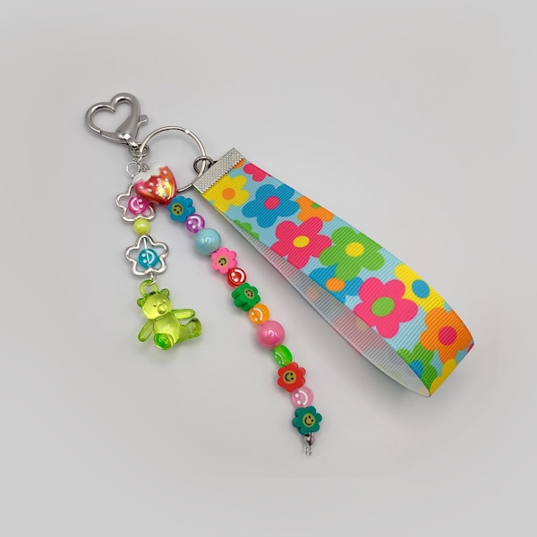 Colorful smiley flower keychain, kidcore bear heart clasp