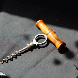 Victorian straight pull corkscrew c1890