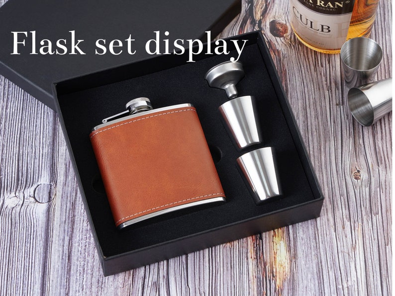 Engraved Leather Flask For Groomsmen,Personalized Flask for Men,Leather Hip Flask,Groomsmen Gifts,Groomsmen proposal,Gifts for Wedding Party zdjęcie 9