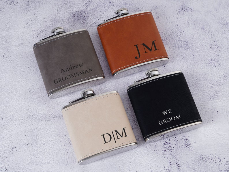 Engraved Leather Flask For Groomsmen,Personalized Flask for Men,Leather Hip Flask,Groomsmen Gifts,Groomsmen proposal,Gifts for Wedding Party zdjęcie 1