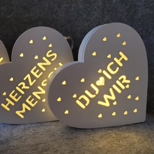 Weiße Dekoherzen beleuchtet,Lichterherz,Herz Deko mit Licht,Romantische Leuchtherzen,LED Herz Dekoration,Dekoherzen