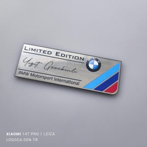 Custom BMW Nameplate Sticker – Personalized Self-Adhesive Plaque with Signature Font, Aluminum Look