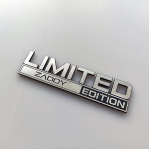 Custom Text You can print information such as your name or the make and model of your car on a customizable limited Edition  badge