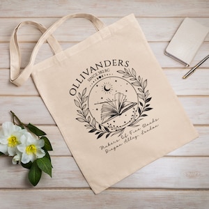 Boutique de baguettes Ollivanders | Livre de sorcier | Sac fourre-tout écologique | Réutilisable | Sac fourre-tout en toile de coton | Sac durable | Cadeau parfait |