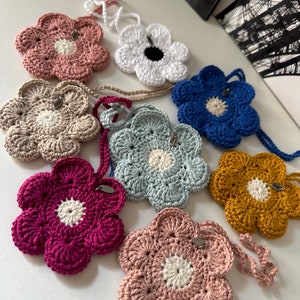 Crochet mini flower bag, Birthday Gifts, Small Bag Pouch, Earbuds AirPod case, Crochet Flower Pouch, Bag Charm, Earphone case holder