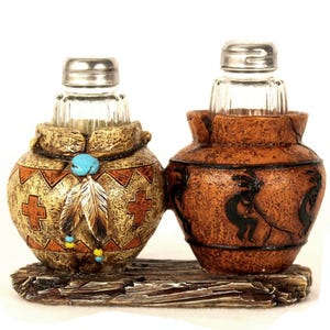 Native Indian Kokopelli Pots Salt and Pepper Shakers Wildlife Collection Old West Home Table Decor