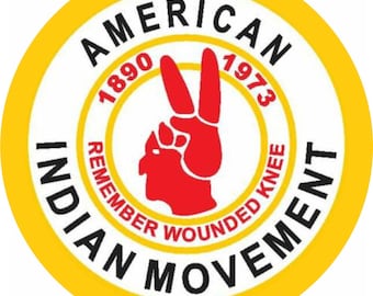 Freccia Con Piume Tribali Punta Di Freccia Indiana Boho Decorativa E Piuma Tatuaggio Azteco Nativo | Vettore Premium