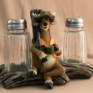 Fun Moose Carving Salt and Pepper Shakers Wildlife Western Home Table Top Decor and Accessory