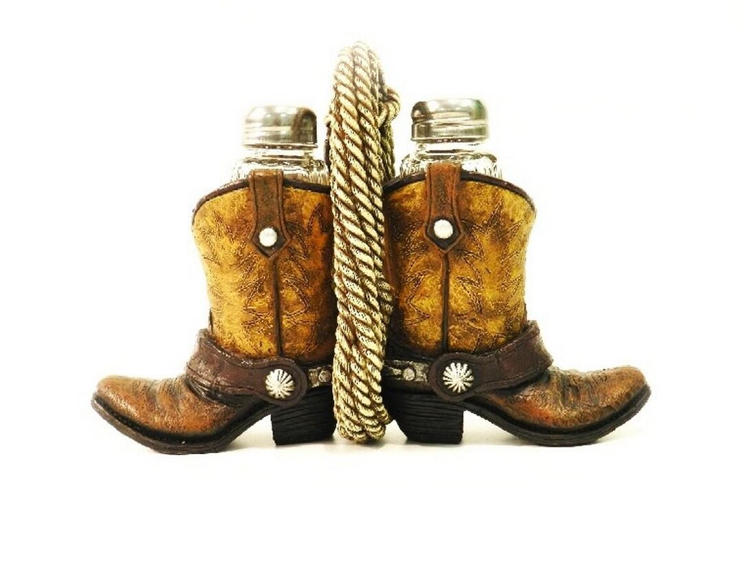 Set De Shakers Sel Et Poivre - Botte De Cowboy Et Selle De Cheval - Sud-Ouest