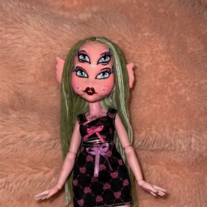 Melanie doll top