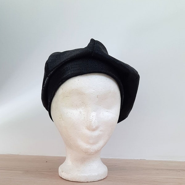 Béret noir pour femme