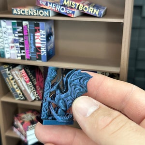 1/6 Scale Miniature Dragon Bookend / Mini Bookshelf / Bookshelf Decor / Book Guardian / Booktok / Fourth Wing / Miniature / Mini Brands