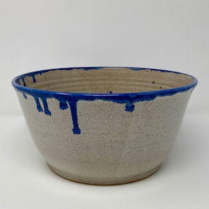 Large Capacity Oatmeal and White Mixing Bowl