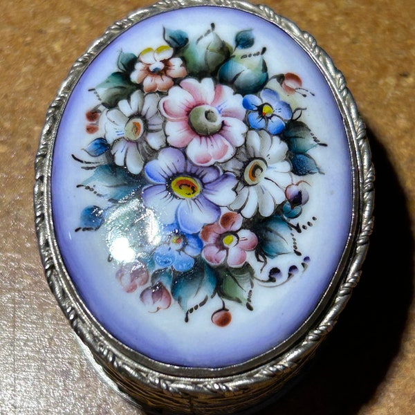 New Unused Vintage Hand Painted Russian Finift Rostov Enamel Filigree Brooch Pin Box