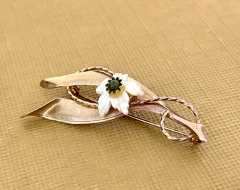 DCE CURTIS Stamped Vintage 14k Gold Filled Jade & Mother of Pearl Flower Brooch Pin New Old Stock