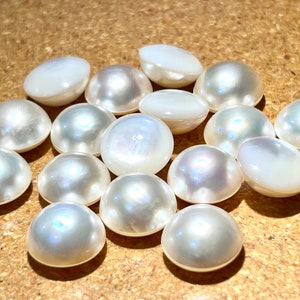 Vintage Beautiful Creamy Genuine Cultured 13-14MM Mobe Pearls Loose Gemstones