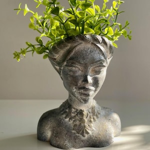 Elf Queen Bust Planter -3d printable flower pot -Stl file