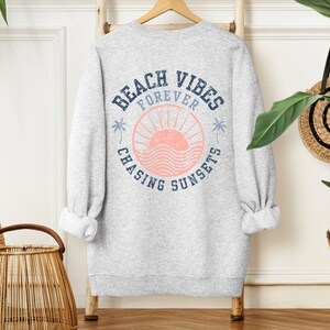 Retro Beach Vibes Crewneck: Chasing Sunsets Sweatshirt Ash