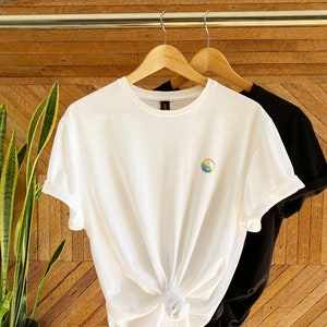 rainbow yin yang tshirt (unisex)