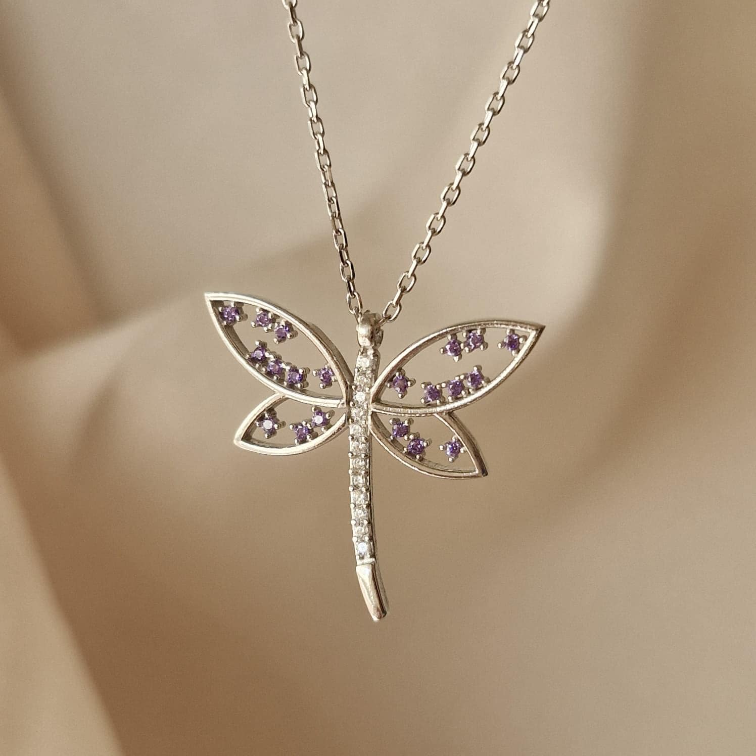 Ciondolo a forma di libellula in argento 925 con catena in