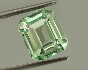 AAA Fine Quality Seductive Colour Green Ceylon Parti Sapphire Loose Radiant Gemstone For Making Ravishing Jewellery Gemstone11x9-7.65 Carats