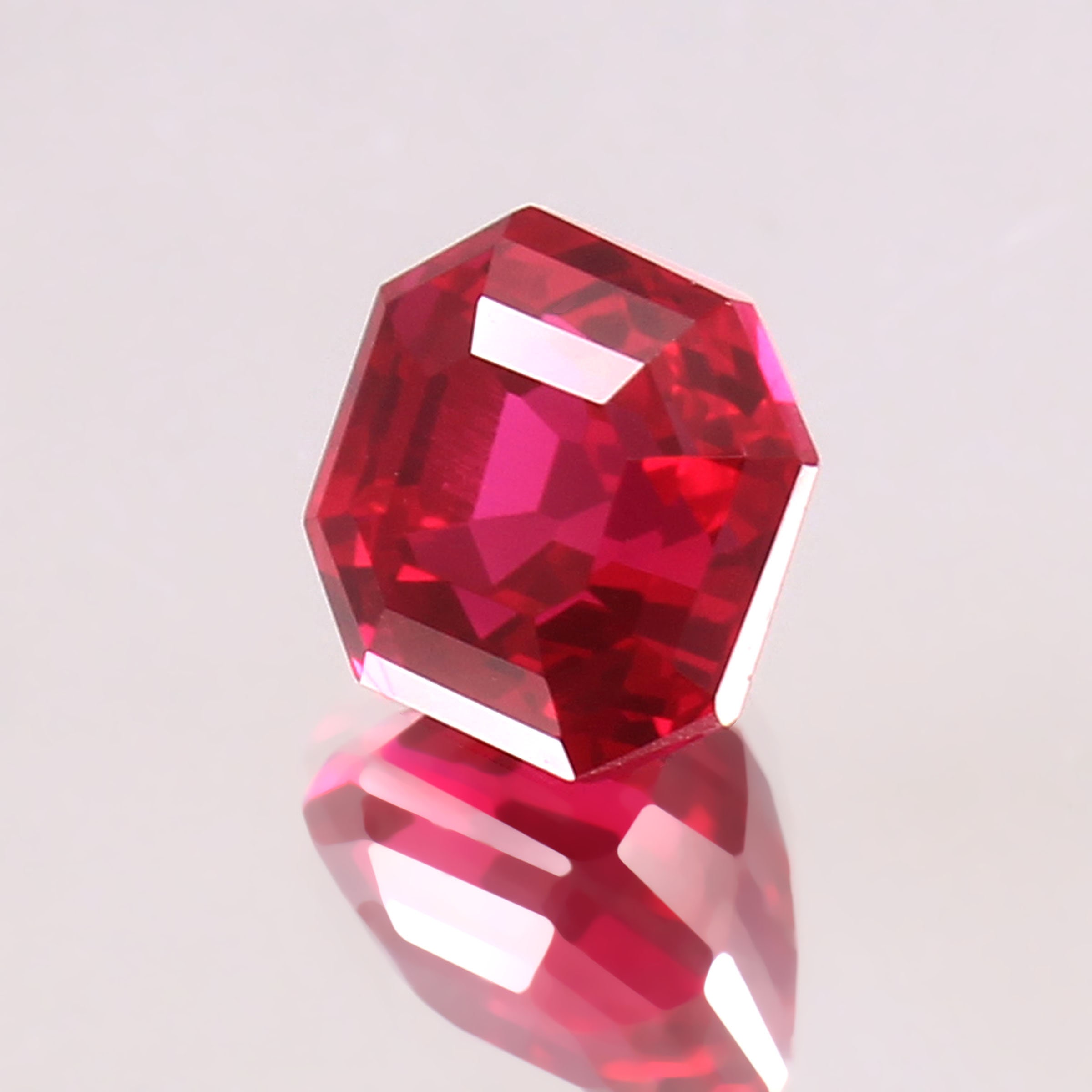 A Bleeding Ruby Blood Red Ruby 4.40 Carat Ascher Cut 9x9mm, Red Ruby Loose Gemstone ...