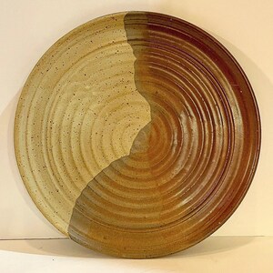Studio Pottery Charger Plate – Rustic Earth-Tone Stoneware by Teague ’83