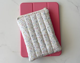 Padded Sleeve for Kindle, Kindle Paperwhite, eReader - Dainty Flower Quilted - Custom Embroidered Personalized