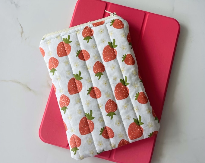 Kindle Padded Sleeve Strawberry Quilted Custom Embroidered Personalized