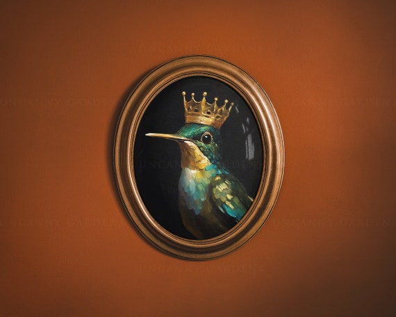 Emerald Green Hummingbird Print, Dark Academia Print, Dark Moody Prints, Bird Lover Gift, Vintage Bird as King with Crown Wall Art AD84